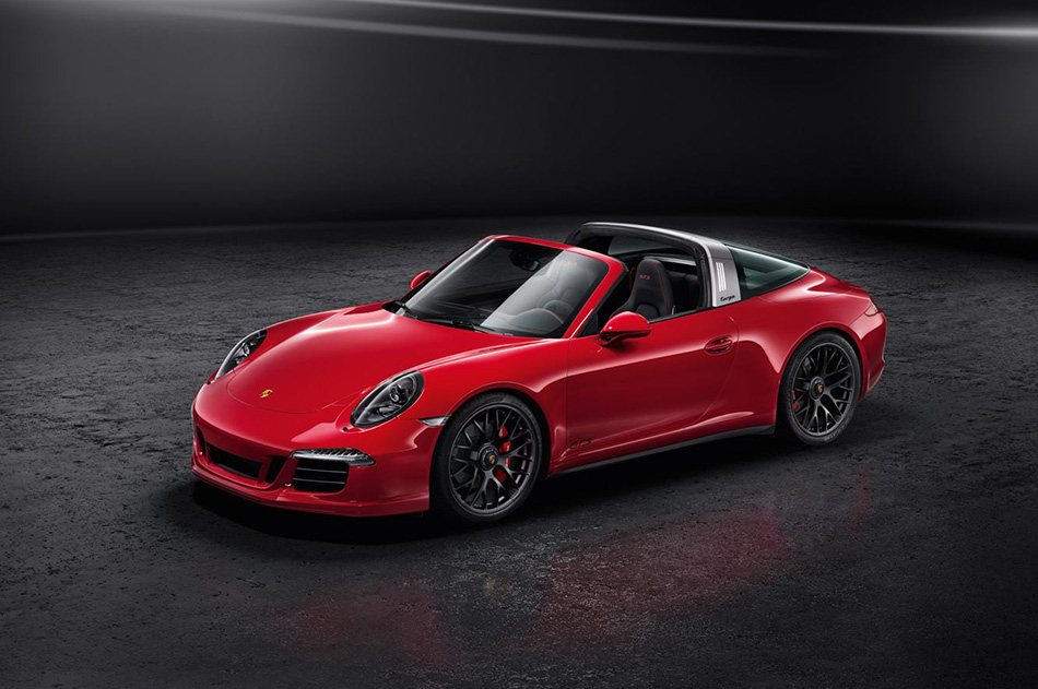 2016 Porsche 911 Targa 4 GTS Front Angle