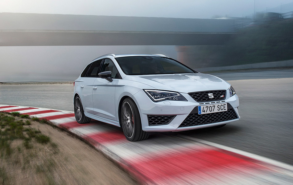 2015 Seat Leon ST Cupra Front Angle