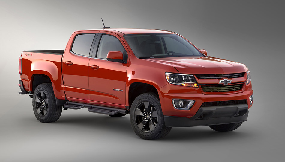 2015 Chevrolet Colorado GearOn Edition Front Angle