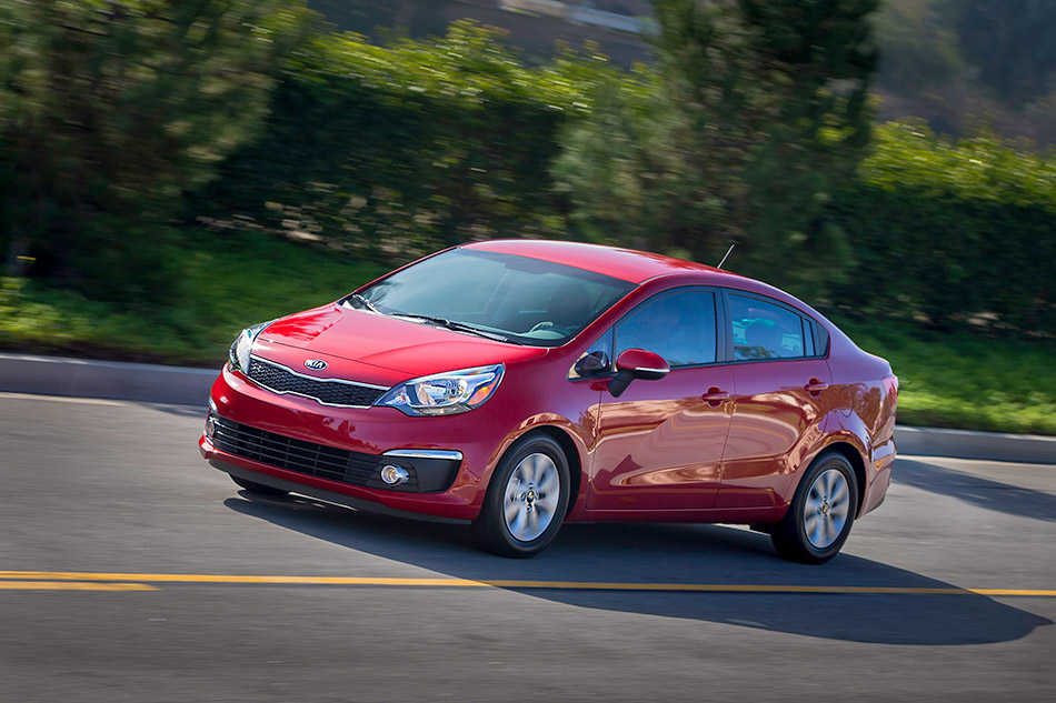 2016 Kia Rio Sedan Front Angle