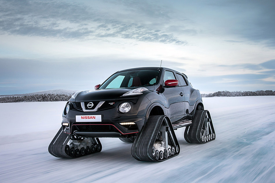 2015 Nissan Juke Nismo RSnow Concept Front Angle