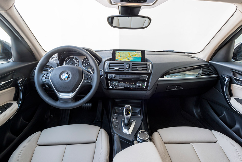 2016 BMW 1-Series Urban Line Interior