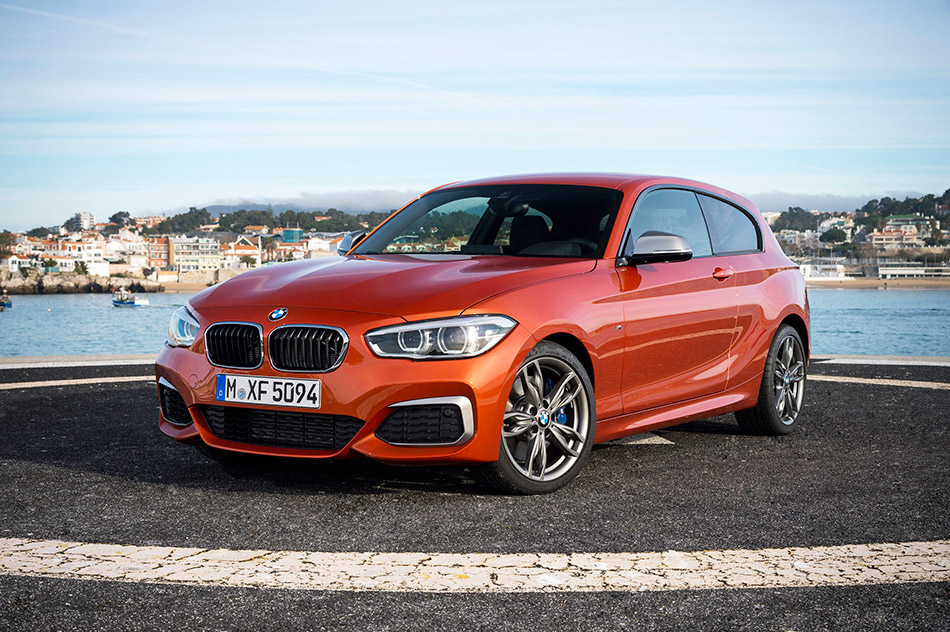 2016 BMW M135i Front Angle