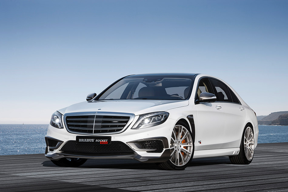 2015 Brabus Mercedes-Benz S65 Rocket 900 Front Angle