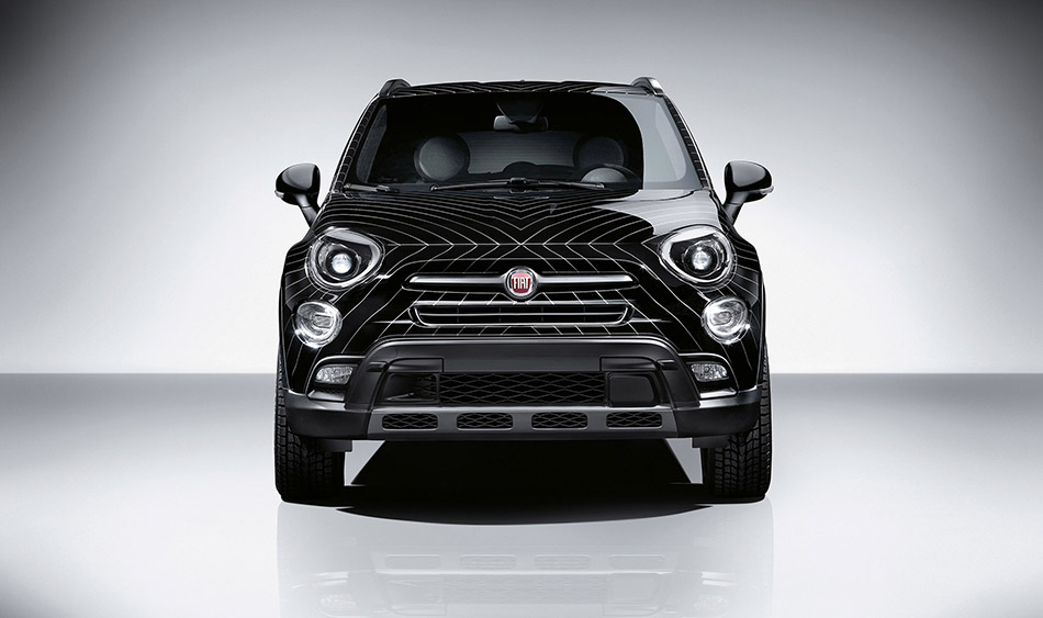 2015 Fiat 500x Black Tie Front Angle