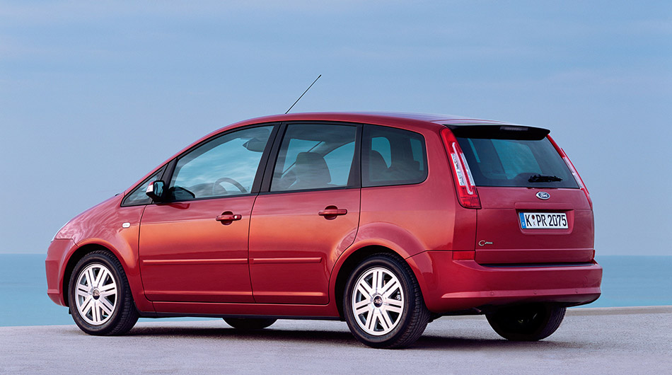 2007 Ford C-MAX Rear Angle