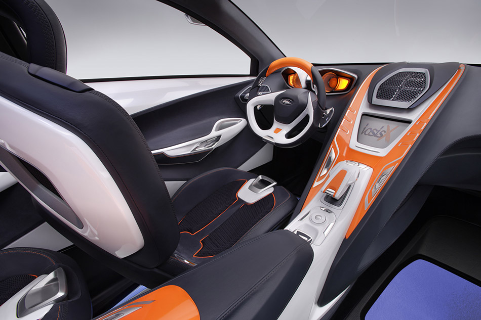 2006 Ford iosis X Concept Interior