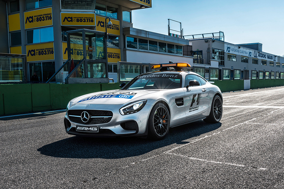 2015 Mercedes-Benz AMG GT S F1 Safety Car Front Angle