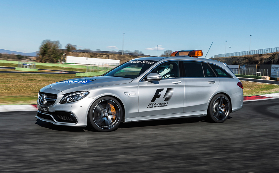 2015 Mercedes-Benz C63 S AMG Estate F1 Medical Car Front Angle