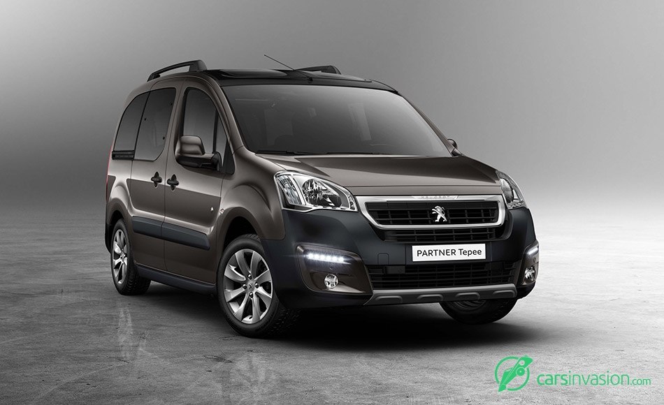 2015 Peugeot Partner Tepee Front Angle