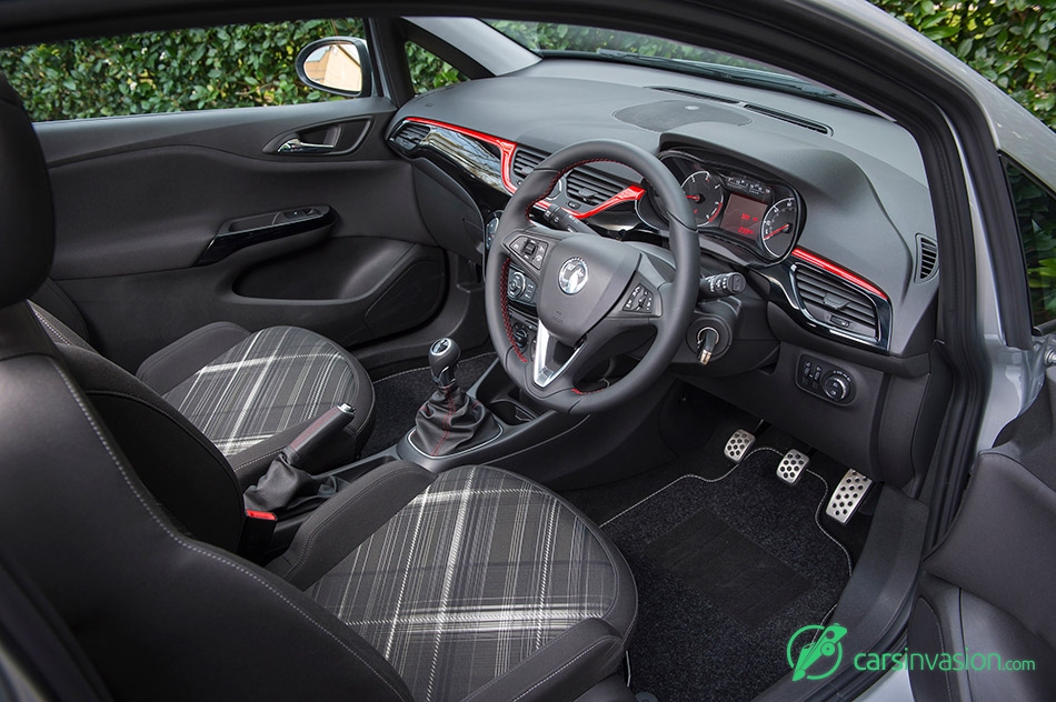 2015 Vauxhall Corsavan Interior