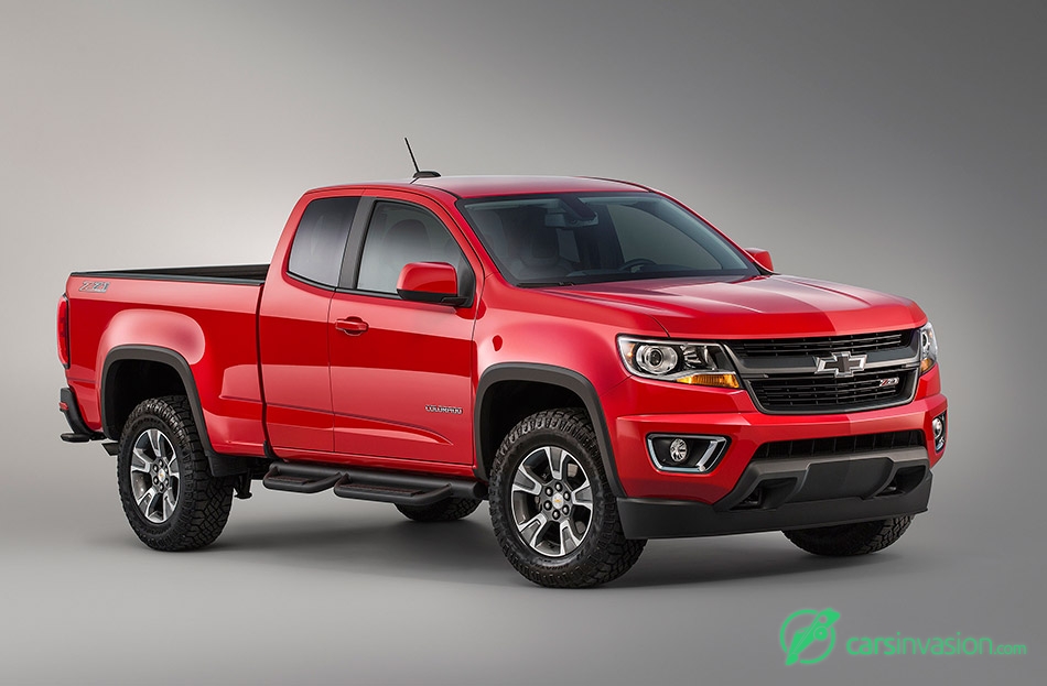 2015 Chevrolet Colorado Trail Boss Edition Front Angle