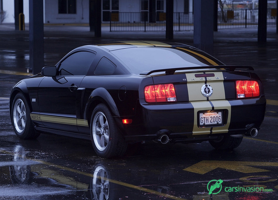 2006 Ford Mustang Shelby GT-H Rear Angle