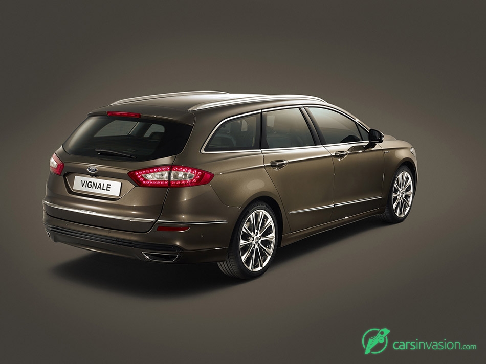 2015 Ford Vignale Mondeo Rear Angle
