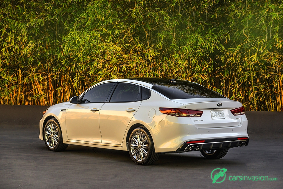 2016 Kia Optima Rear Angle