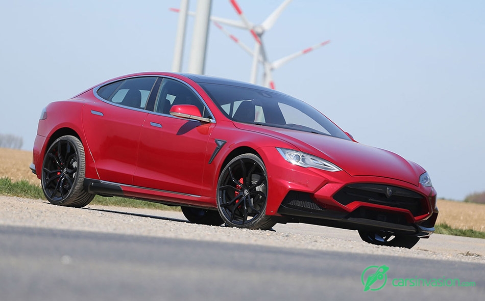 2015 Larte Tesla Model S Elizabeta Front Angle