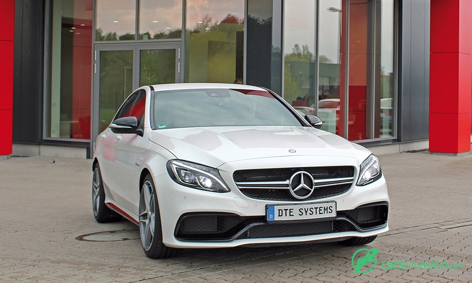 2015 DTE Mercedes-Benz C63 AMG Front Angle