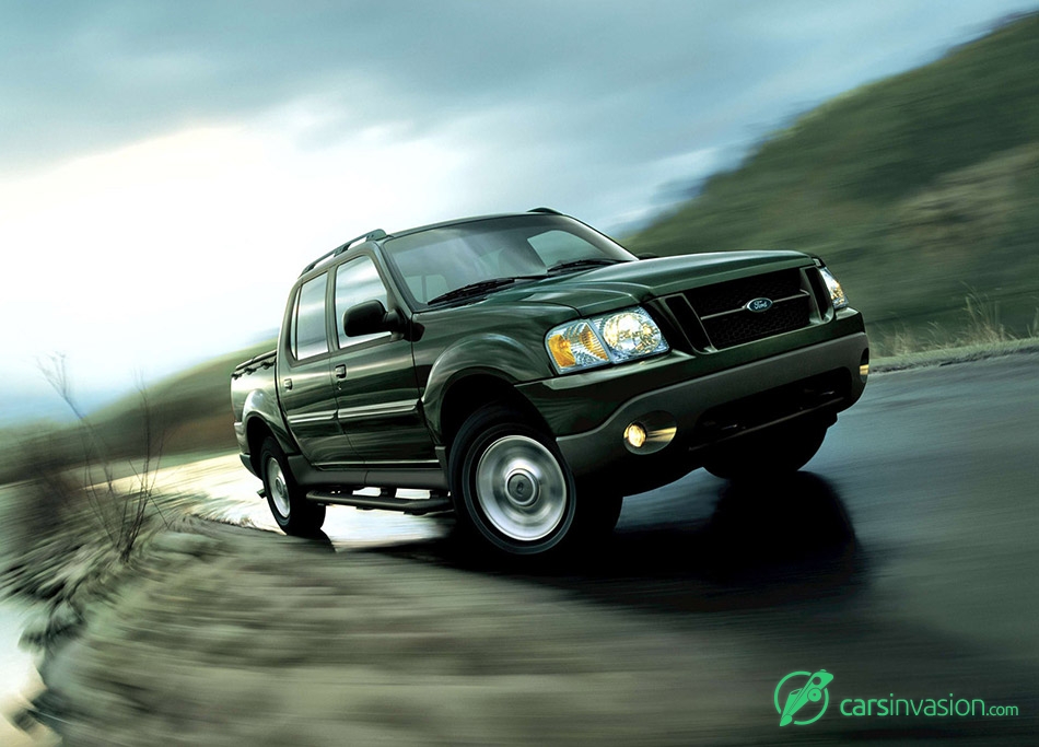2003 Ford Explorer Sport Trac Front Angle