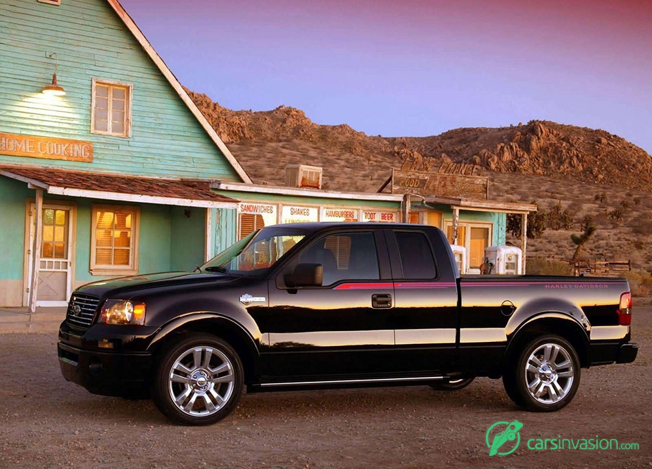 2006 Ford F150 Harley Davidson Front Angle