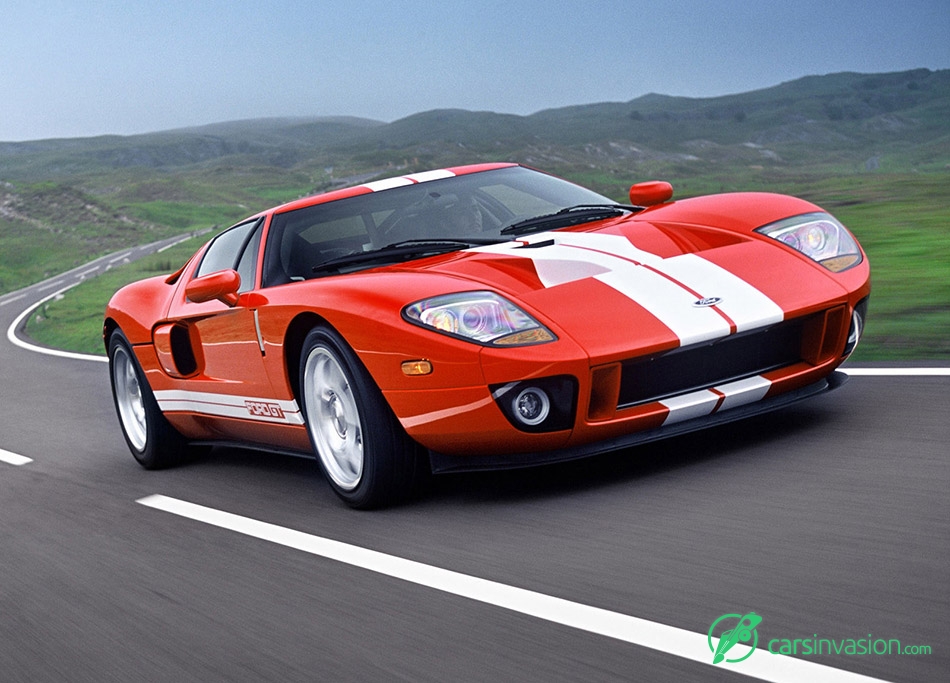 2005 Ford GT Front Angle