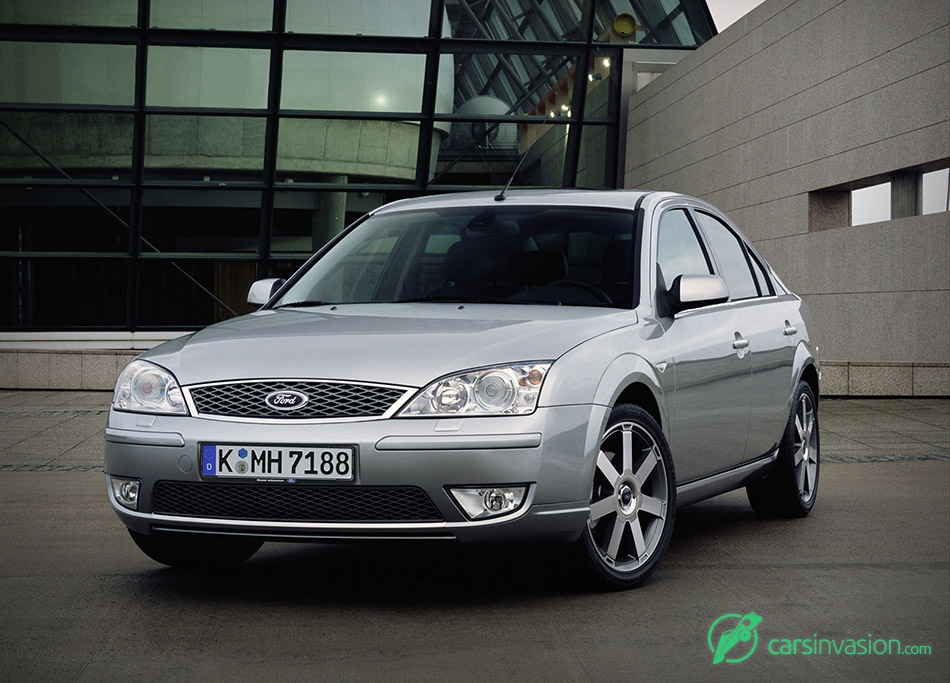 2005 Ford Mondeo Front Angle