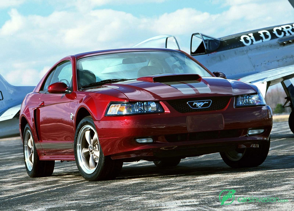 2004 Ford Mustang 40th Anniversary Front Angle