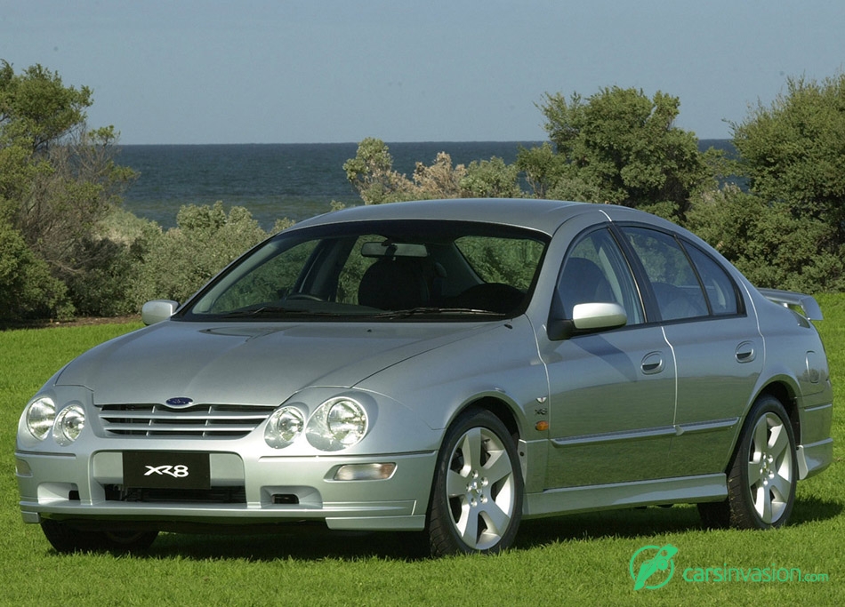 2001 Ford Falcon XR8 Front Angle