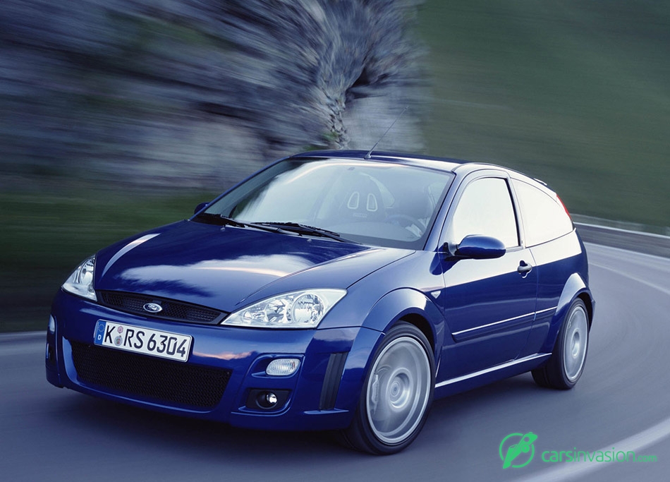 2002 Ford Focus RS Front Angle