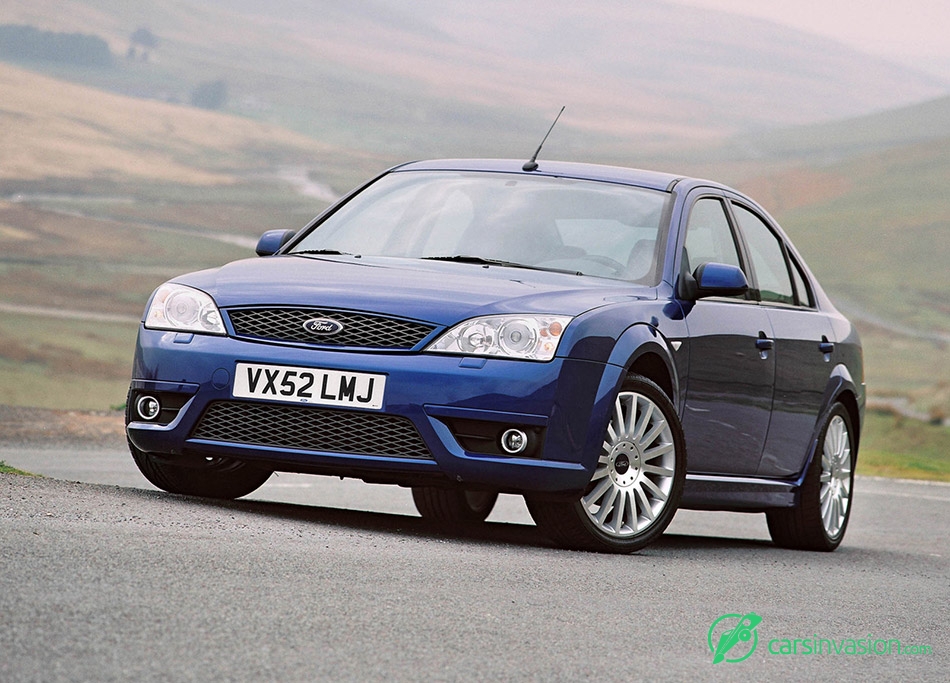 2002 Ford Mondeo ST220 Front Angle