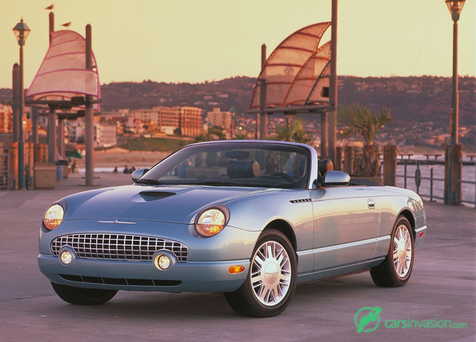 2002 Ford Thunderbird Front Angle