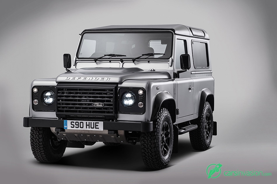 2015 Land Rover Defender 2 000 000 Front Angle