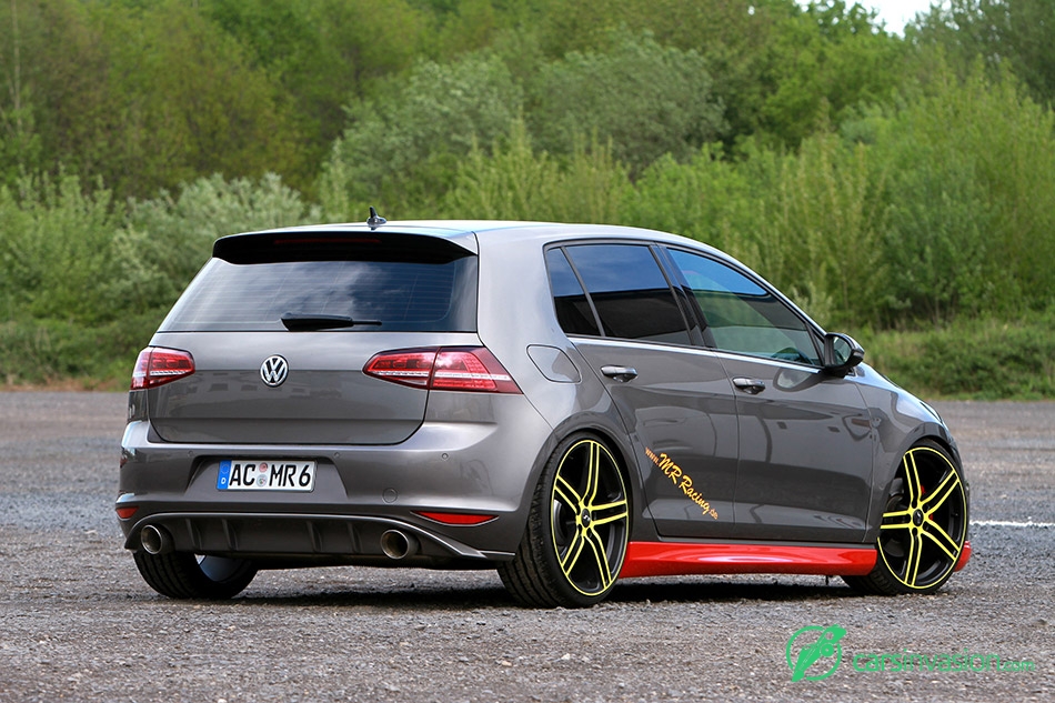 2015 MR Racing Volkswagen Golf 7 GTD Rear Angle