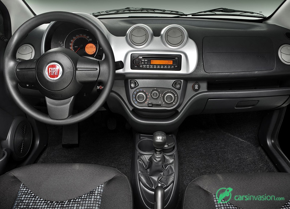 2011 Fiat Uno Interior