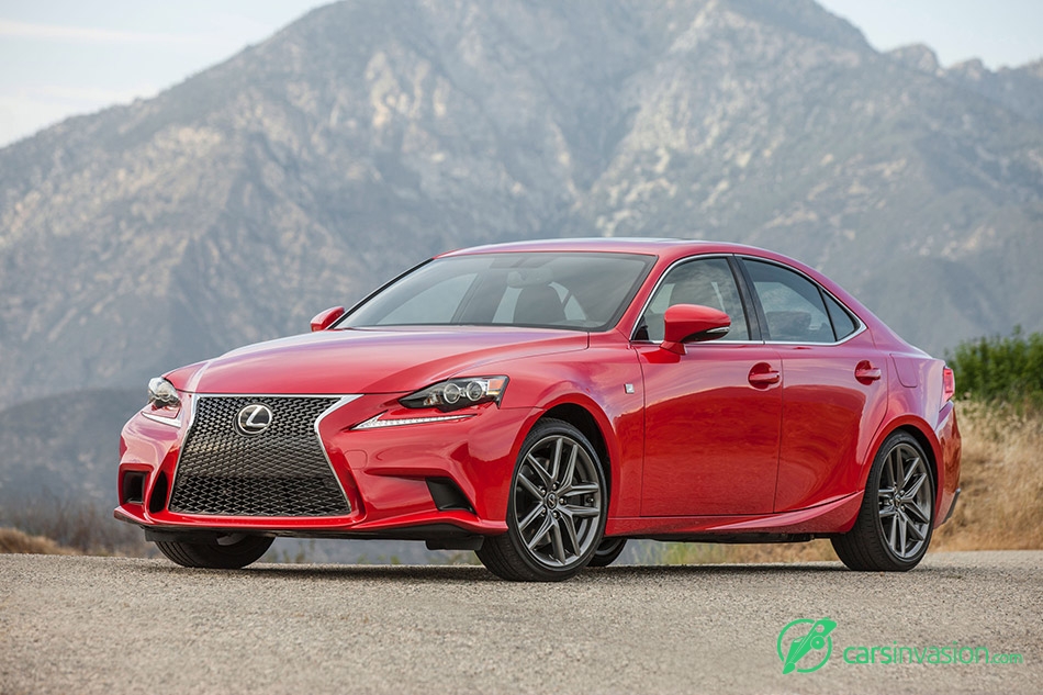 2016 Lexus IS F-Sport Front Angle