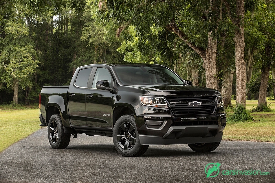 2016 Chevrolet Colorado Midnight Edition Fornt Angle