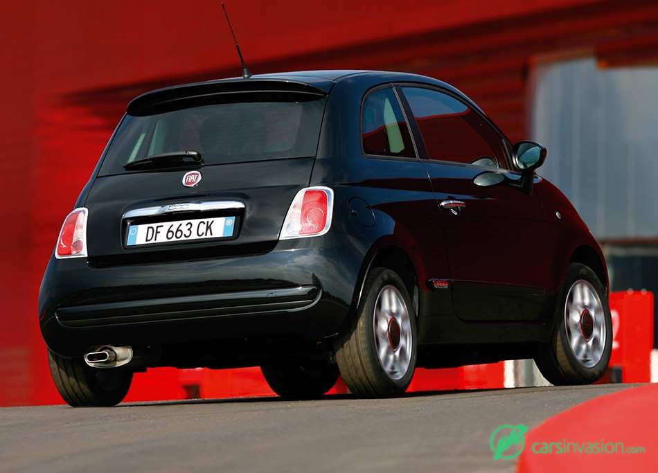 2008 Fiat 500 Rear Angle