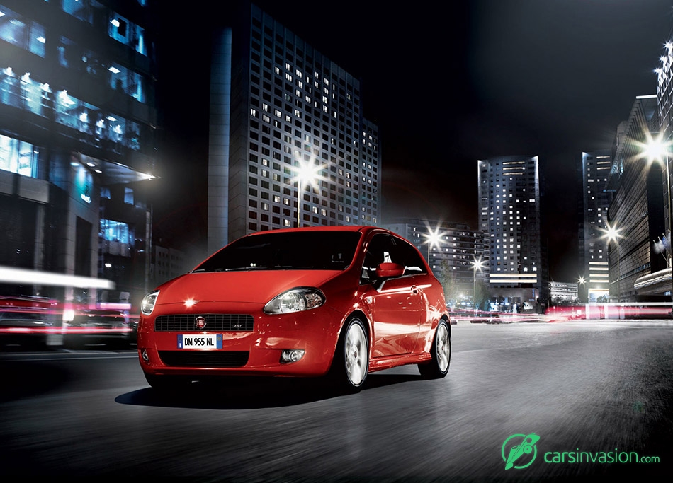 2008 Fiat Grande Punto Front Angle