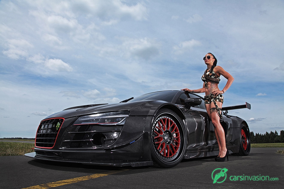 2015 Recon MC8 Audi R8 V10 Plus Front Angle