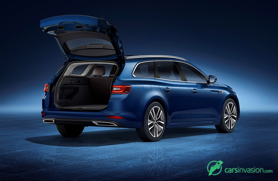 2016 Renault Talisman Estate Rear Angle Open Trunk