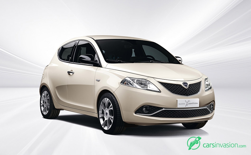 2016 Lancia Ypsilon Front Angle