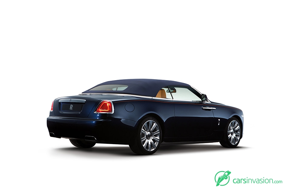 2017 Rolls-Royce Dawn Rear Angle