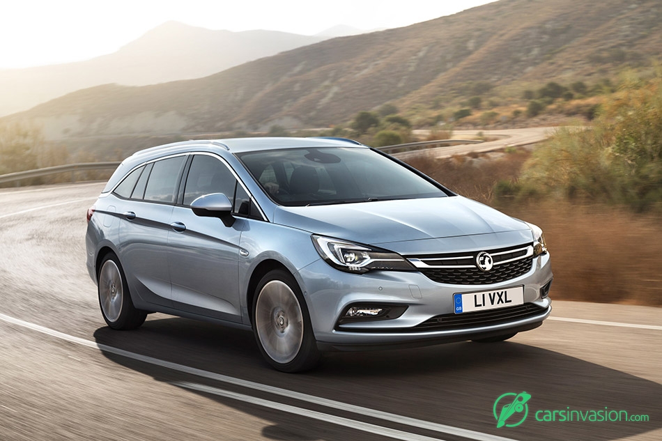 2016 Vauxhall Astra Sports Tourer Front Angle