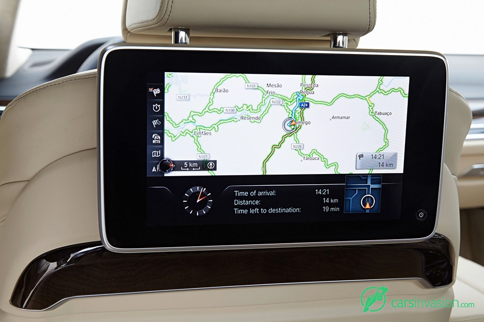 2016 BMW 7-Series UK-Version Navigation Display