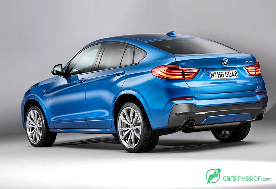 2016 BMW X4 M40i Rear Angle
